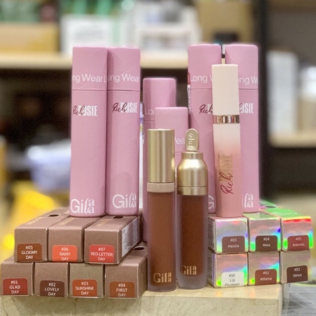 Son kem  Gilaa 𝐋𝐨𝐧𝐠 𝐖𝐞𝐚𝐫 𝐋𝐢𝐩 𝐂𝐫𝐞𝐚𝐦 &amp; Plumping Lip Serum