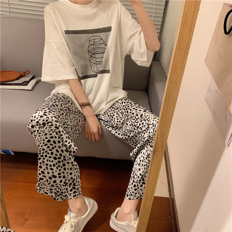 Quần legging lưng cao hoạ tiết da báo phong cách cổ điển