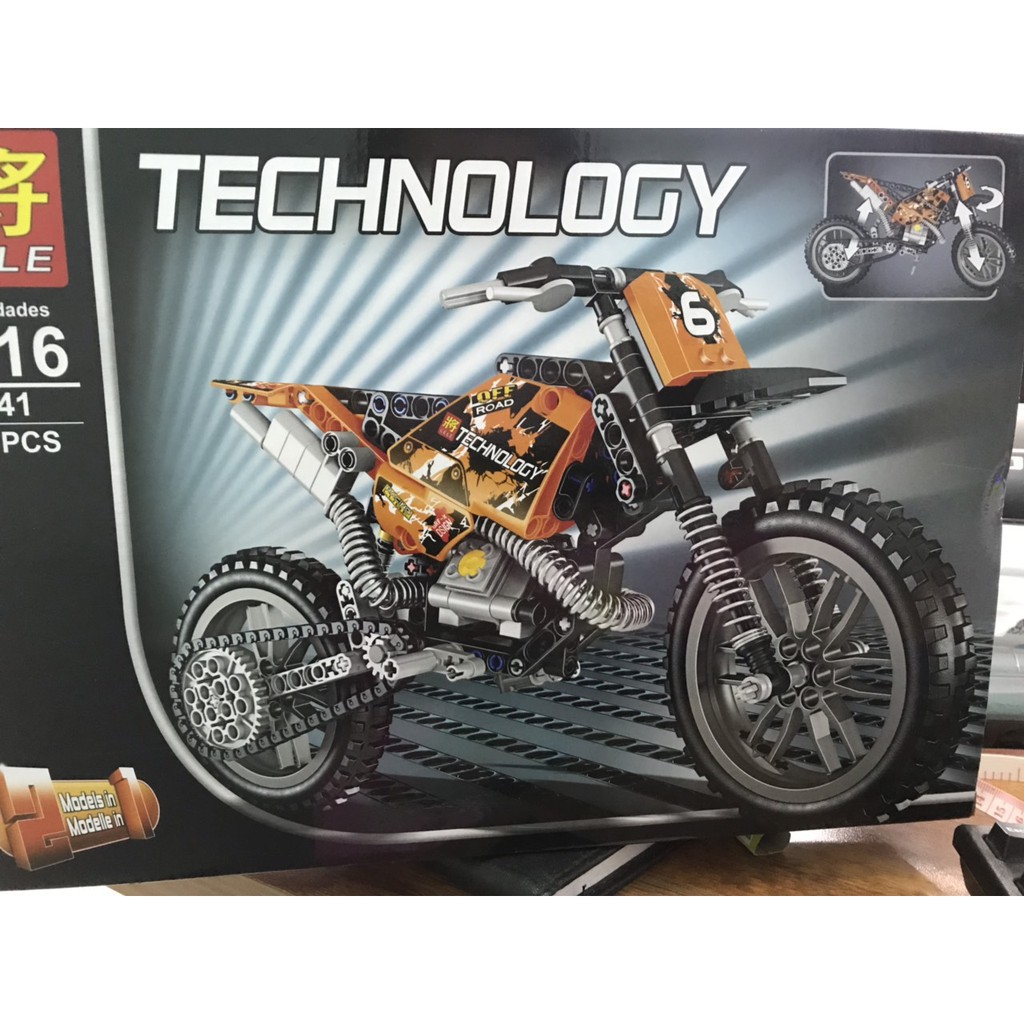 LEGO Xe máy xịn xò hầm hố
