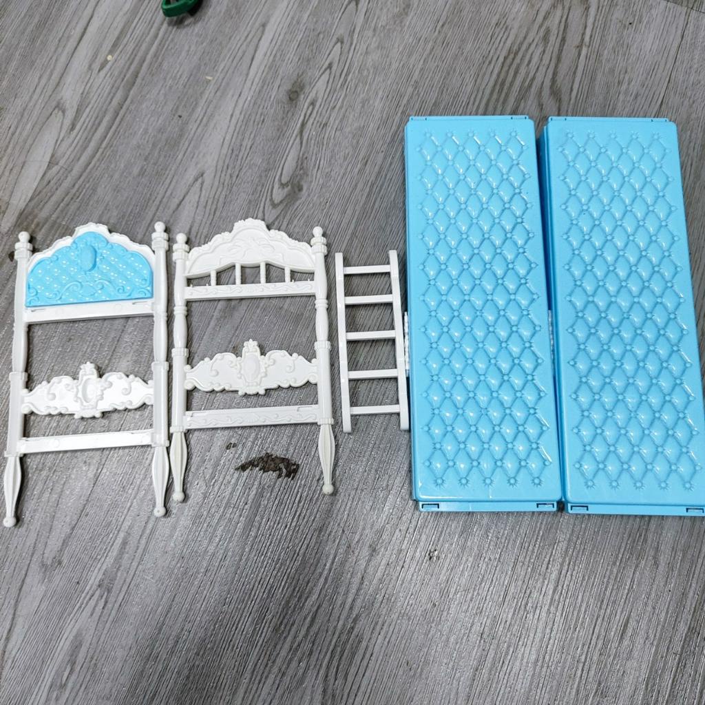 Giường Tầng Cho Búp Bê hai màu xanh hồng dài 32cm rộng 10cm cao 22cm