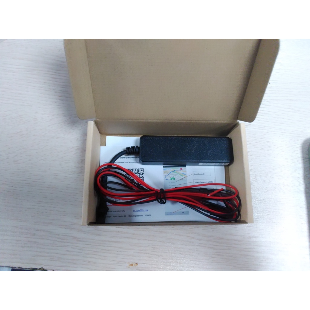 Định vị GPS Tracking AT01, sử dụng phần mềm tiếng việt - định vị xe máy, ô tô, ĐỘ CHÍNH XÁC CAO