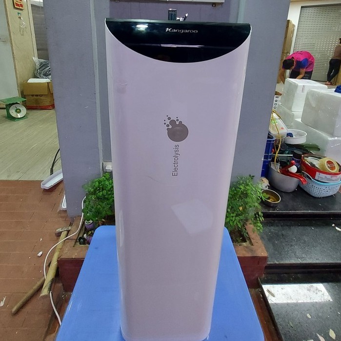 Máy lọc nước RO Hydrogen ion kiềm Kangaroo KG100ES 7 lõi, hàng trưng bày