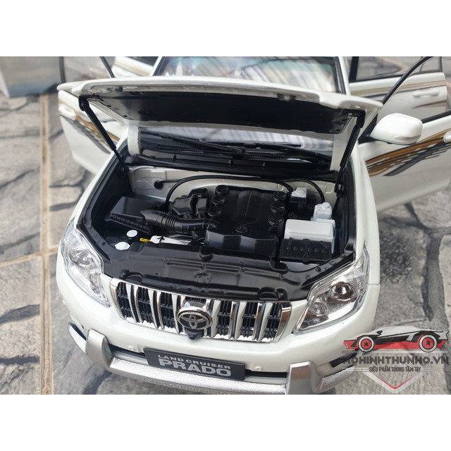 Xe mô hình Toyota Prado, tỉ lệ 1:18