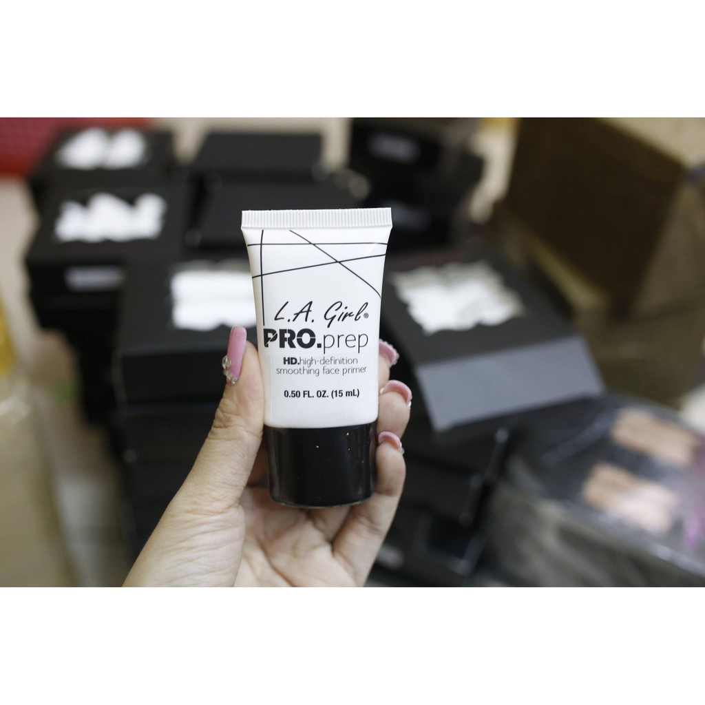 Kem lót L.A. GIRL PRO.PREP SMOOTHING FACE PRIMER.