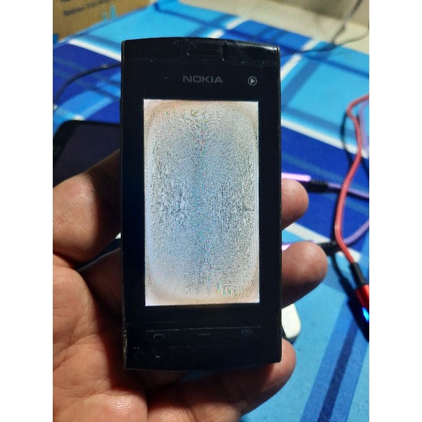 Điện thoại Nokia 5250 chữa cháy