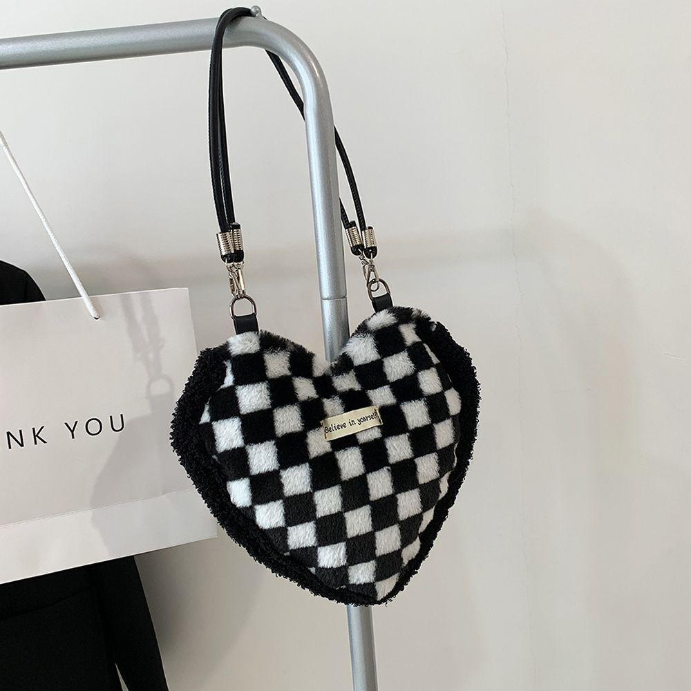 Túi Xách Đeo Vai / Kẹp Nách Hình Trái Tim Bằng Lông Nhung Kích Thước Lớn Dành Cho Nữ