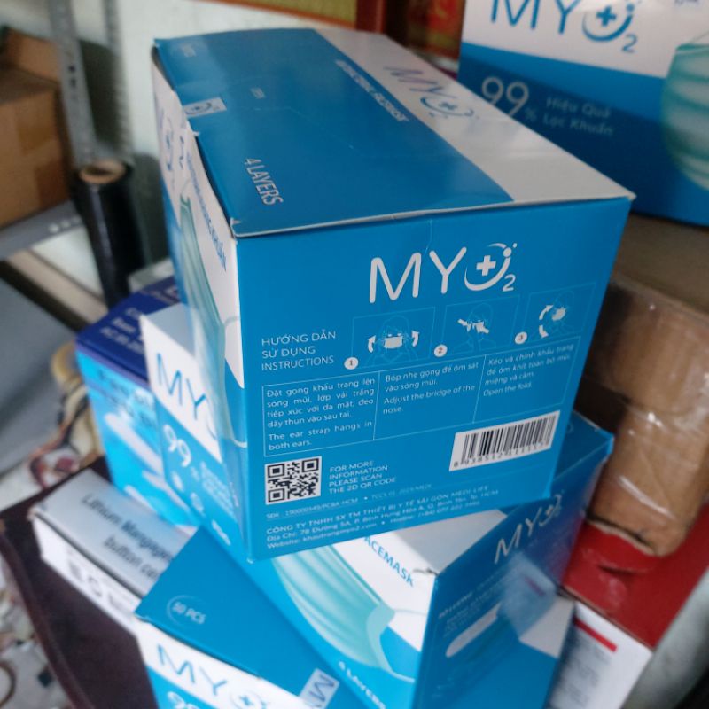 Hộp 50 khẩu trang y tế 4 lớp kháng khuẩn 99% màu ngẫu nhiên hàng Việt Nam chất lượng cao