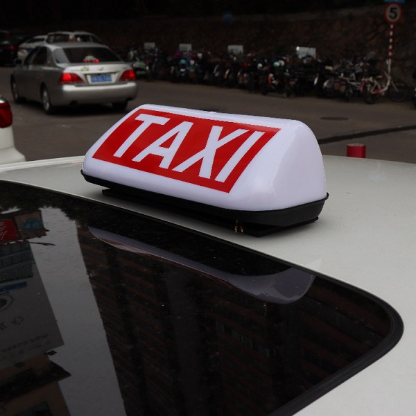 Mào TAXI Ô Tô Đế Hút Nam Châm, Có Đèn