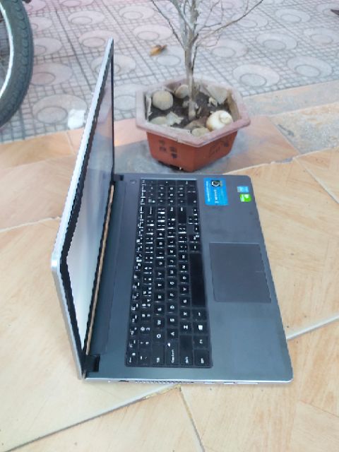 Laptop dell n5558 core i5 vga rời 2gb | BigBuy360 - bigbuy360.vn