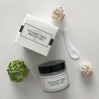 Kem dưỡng da thải độc vitamin tree water gel
