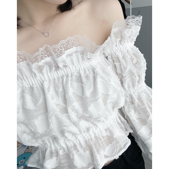 áo trễ vai ren