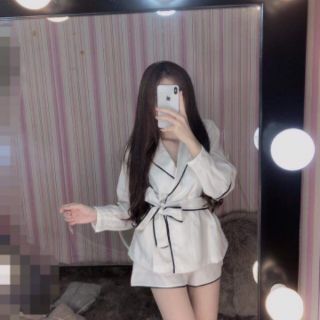 Set Vest Viền Tay Phồng Nơ Eo Cao Cấp(Kèm video,Hình thật Sp)🤩