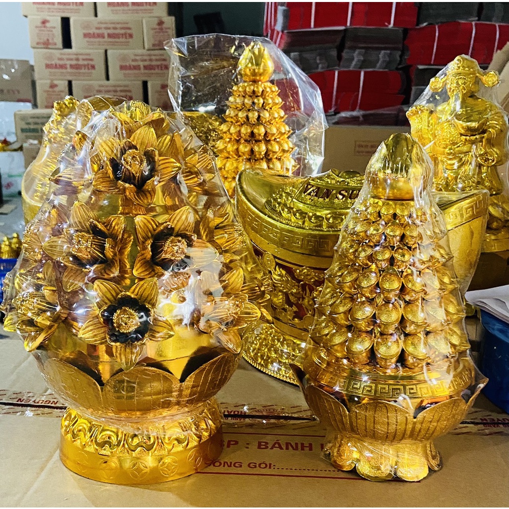 Bánh đậu xanh sen nở hoàng nguyên