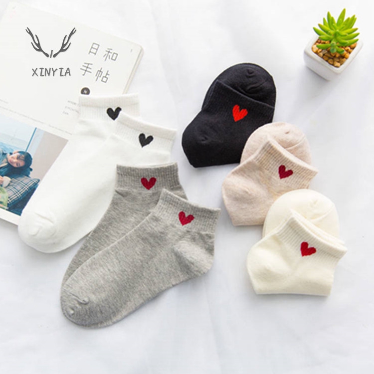 Vớ nữ ngắn Vớ cotton thể thao Mẫu tình yêu có sẵn quanh năm