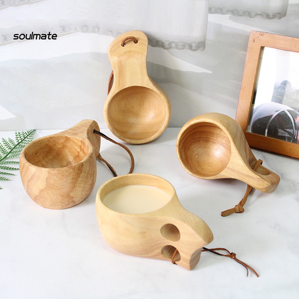 Cốc uống nước bằng gỗ kiểu truyền thống tiện dụng cho cắm trại