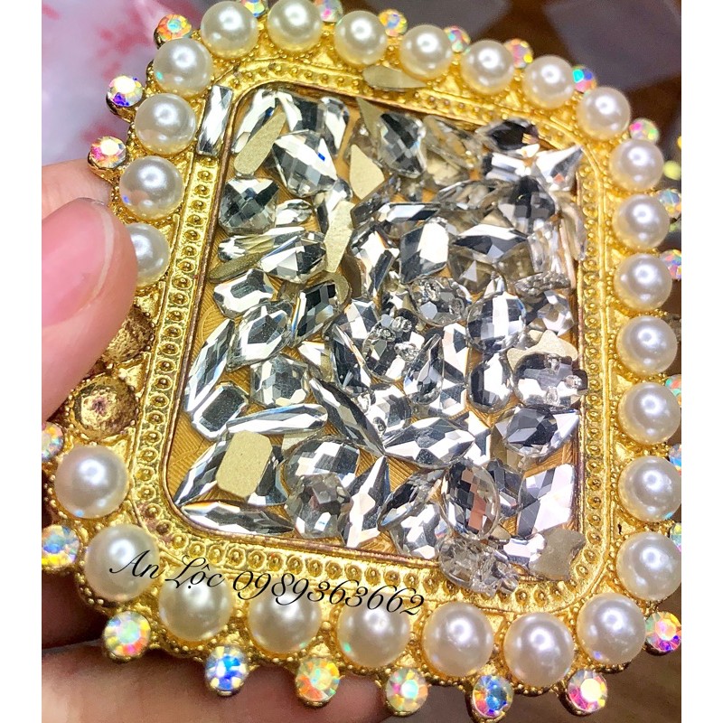 Sét đá khối chân bằng