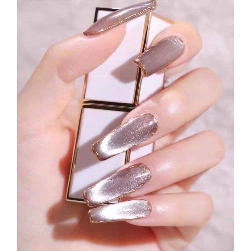 Mắt mèo kim cương