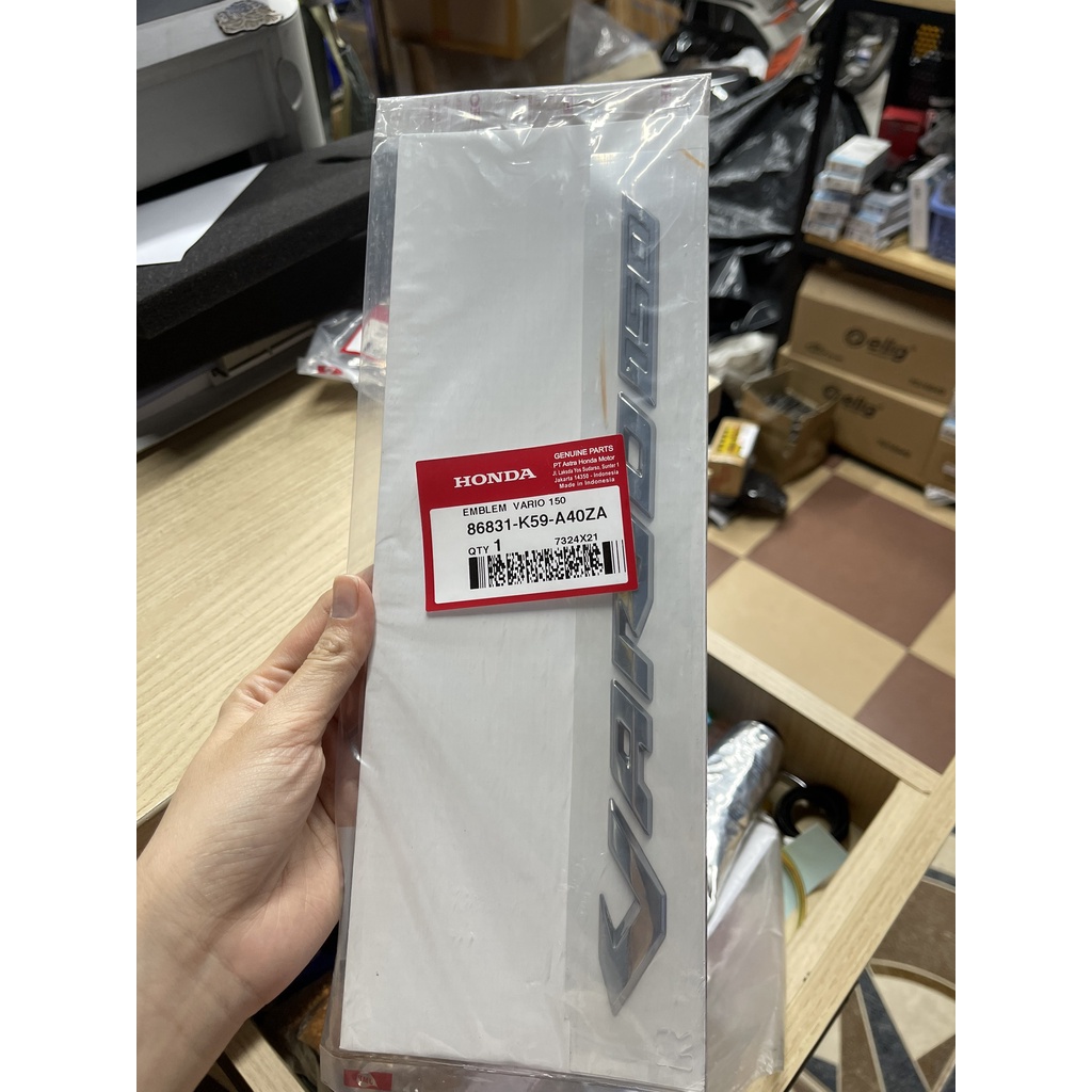 Tem Vario cánh chim đời 2017 chính hãng Honda