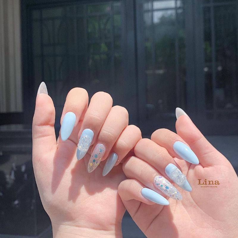 Nailbox thiết kế màu xanh trời charm gấu nổi 3D, móng úp giá rẻ nb018 julynails.vn