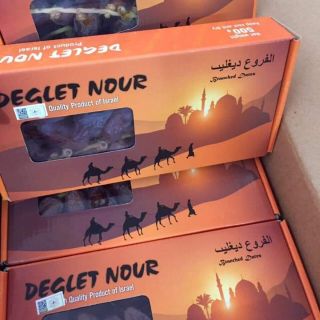 Chà Là NGUYÊN CÀNH Deglet Nour hộp 500gram - Israel
▶️  Xuất xứ:  Israel
▶️Hạn sử dụng: 21/3/2021