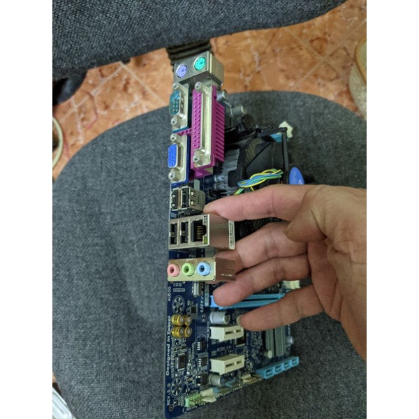 Combo main b75 + chip