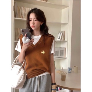 Áo gile len nữ thêu hình ngựa dáng basic