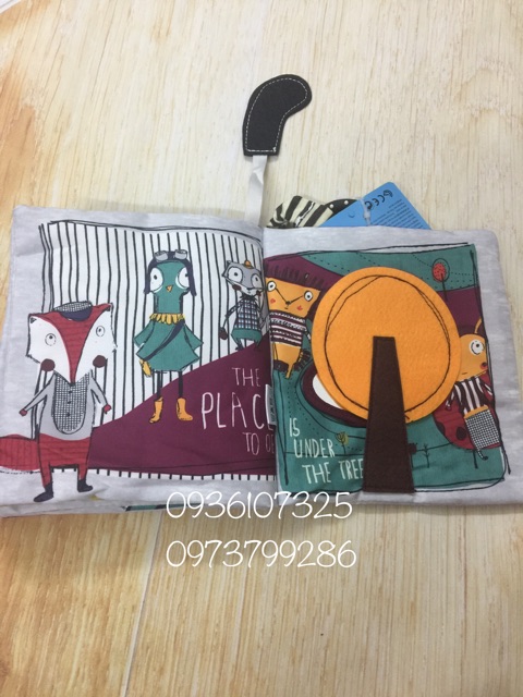 Sách vải kích thích thị giác Dưới gốc cây