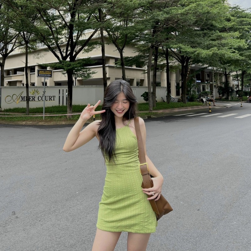 Đầm body - 2 dây - trơn