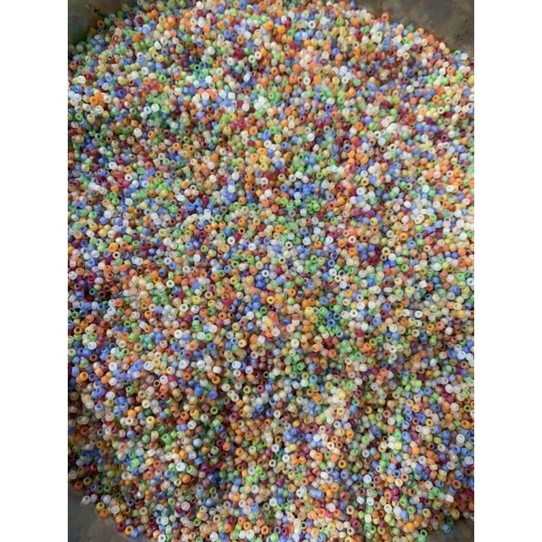 Set 100 hạt nhựa tròn 4li nhiều màu làm trang sức xỏ DIY , làm handmade bền đẹp