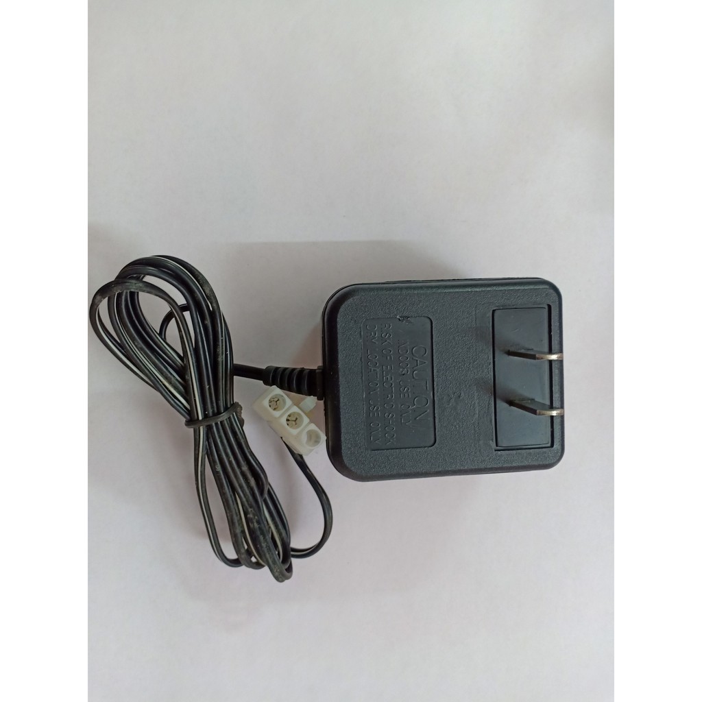 Xuongpin.vn Sạc pin cho xe điều khiển 9.6v chân ket 3p chất lượng cao mà giá siêu tốt Hàng mới 100%