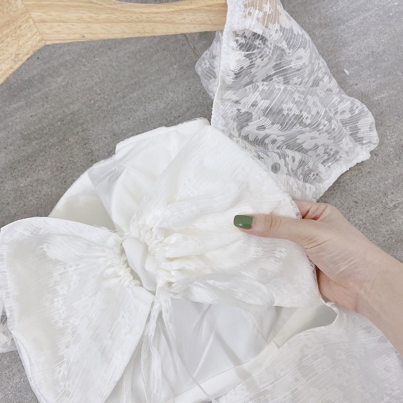 Đầm maxi trắng nơ lưng