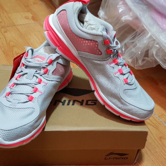 Giầy thể thao sz 37