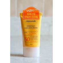 Kem chống nắng dưỡng ẩm dịu nhẹ cho mọi loại da Mamonde Everyday Aqua Sun Cream 50ml Hàn Quốc xách tay