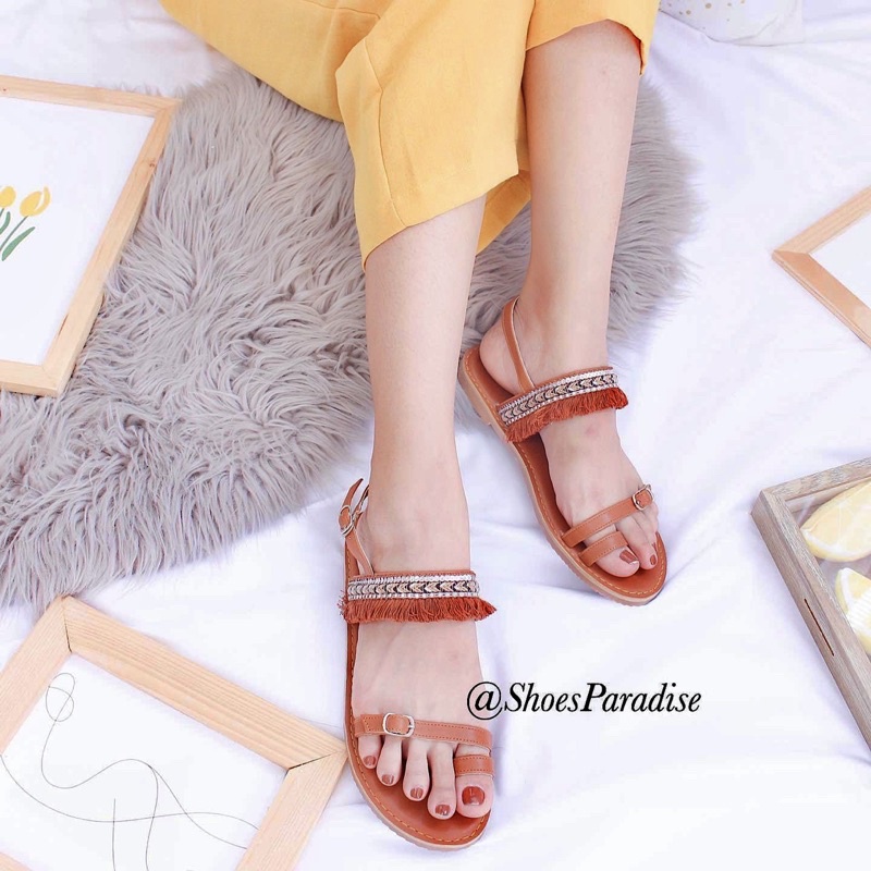 Giày sandal nữ xỏ ngón đế xẹp thổ cẩm thời trang