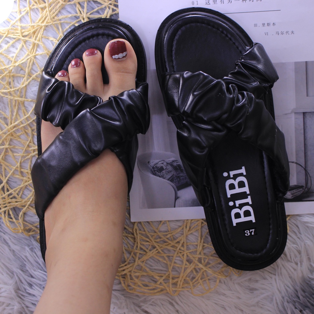 Dép quai bèo chéo cá tính mẫu mới quai bèo mềm êm chân đế độn 3cm sang trọng. giay jery