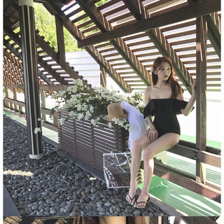 (Có sẵn) bikini liền thân trễ vai đen