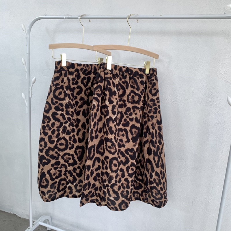 Chân váy Da Báo Dáng Dài Nữ 🌸 Đầm Midi Dáng Xòe Da Beo Cạp Cao Chun Lưng Bánh Bèo Siêu Xinh | BigBuy360 - bigbuy360.vn