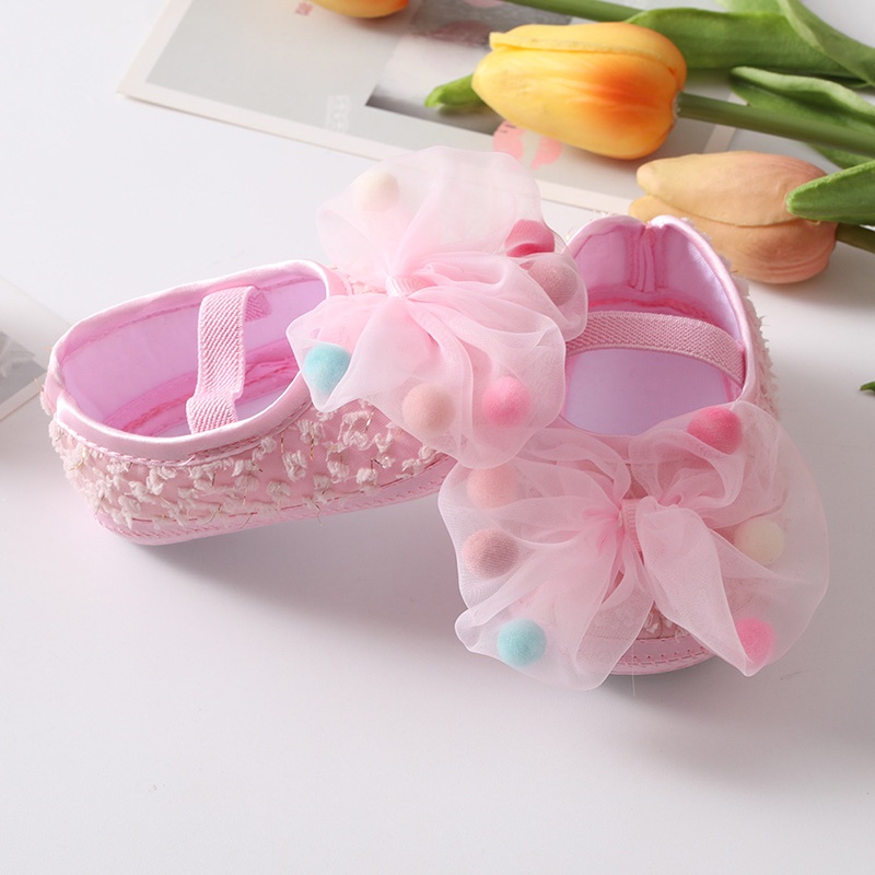 Set 2 món gồm băng đô + đôi vớ công chúa dễ thương cho bé gái
