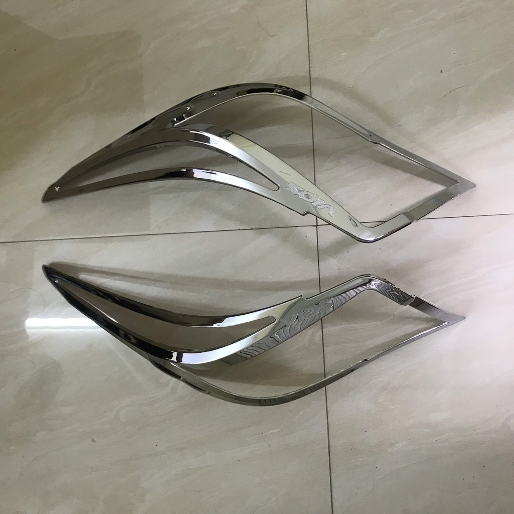 Bộ ốp viền đèn hậu mạ crom xe Toyota Vios 2014-đầu 2018