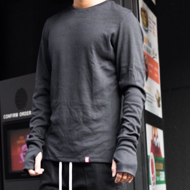 Áo Thun Cotton Nam Cao Cấp , Chất Co Giãn Tốt, Dày Dặn, Tay Dài Xỏ Ngón Chống Nắng Tiện Lợi, Vạt Áo Vuông Thời Trang VV2 | BigBuy360 - bigbuy360.vn