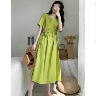 Váy xanh lá cây xinh xinh