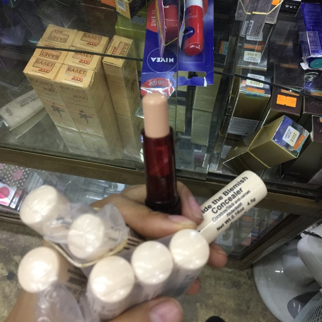 Thỏi che khuyết điểm