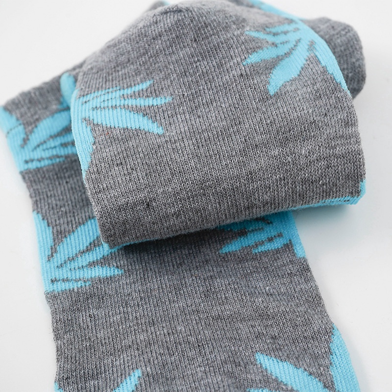 [Mới] Vớ Cotton Cao Cấp Thoải Mái Chất Lượng Cao / Vớ Thể Thao Đường Phố Hàn Quốc Hình Lá Phong Cho Nam