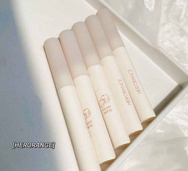 (Hàng Mới Về) Son Kem 5 Màu Tùy Chọn Tiện Dụng Chất Lượng Cao | BigBuy360 - bigbuy360.vn