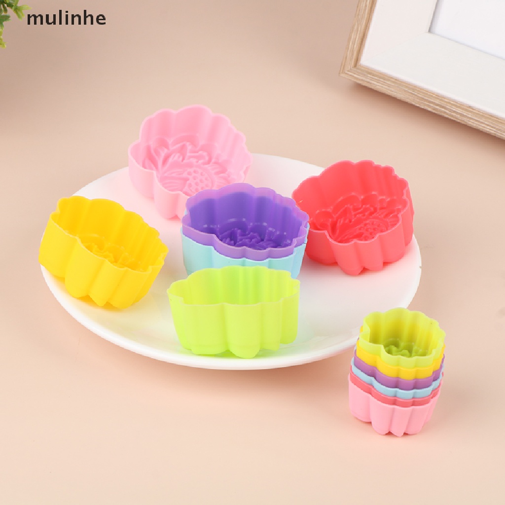Set 5 Khuôn Silicon Làm Bánh 3 / 5cm Hình Hoa Sen Có Thể Tái Sử Dụng
