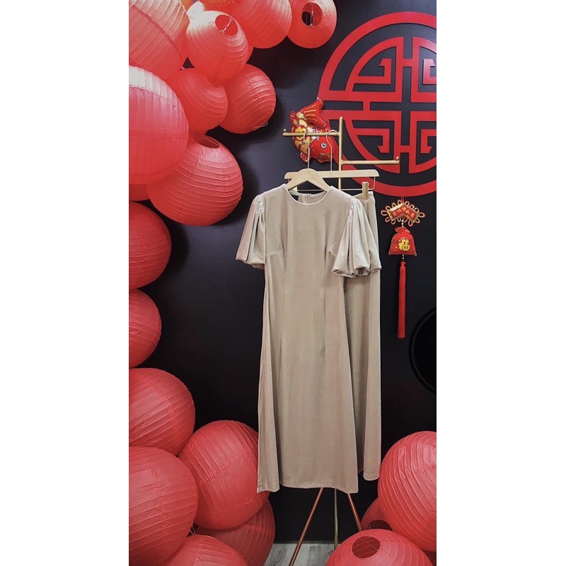 Áo dài nhung cách Tân