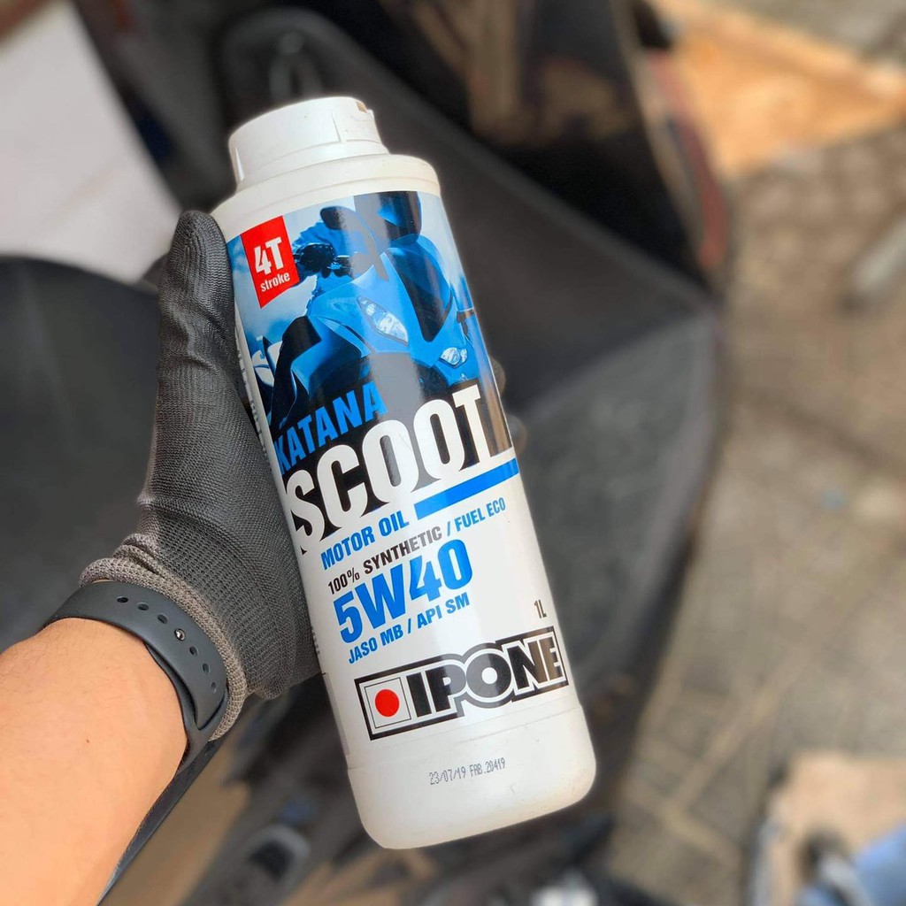 Combo Nhớt Tay Ga Ipone Katana Scoot 5W-40 (1L) + Dưỡng Bóng Nhựa Plastic Shine (250ml)