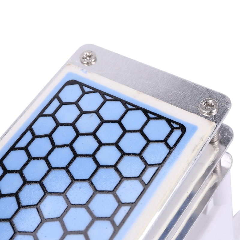 Máy Lọc Không Khí Khử Mùi Hôi Ozono 15G 220V