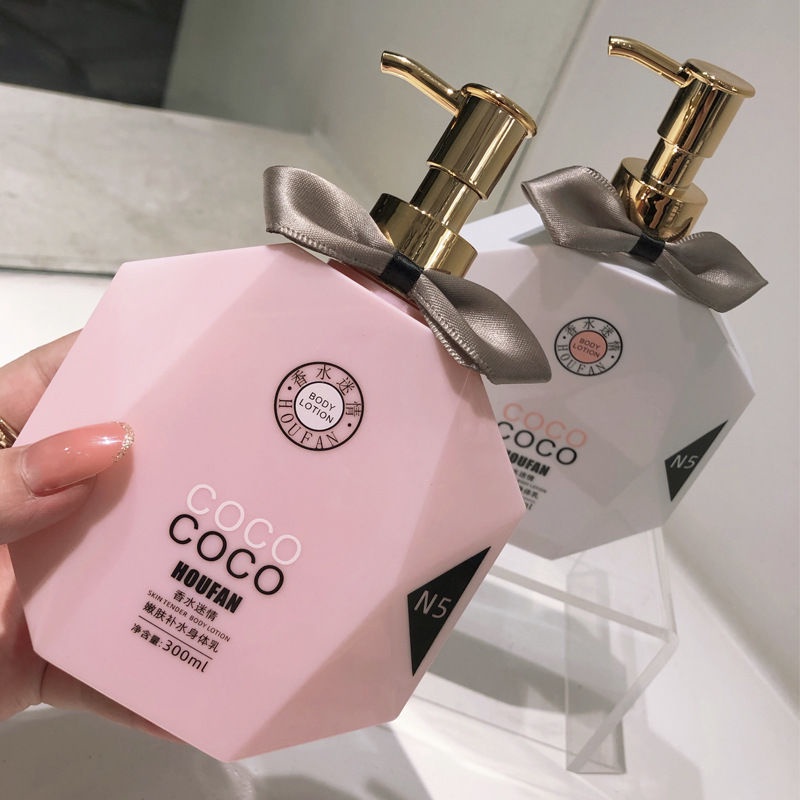 Sữa Dưỡng Thể Dưỡng Ẩm Làm Sáng Tông Màu Da Lâu Trôi TTB293