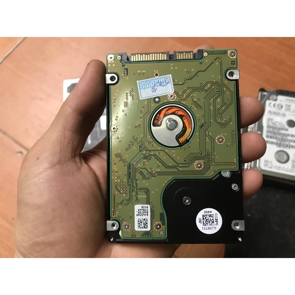 ổ cứng cho laptop HGST Travelstar 250GB 5400RPM sata 2 3 GB/s 2.5 &quot; inch 7mm hdd 100% Good Z5K500